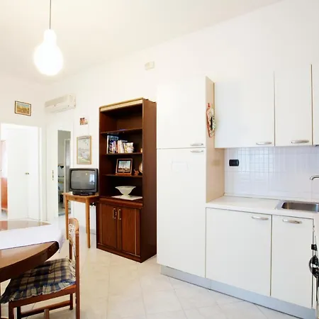 Apartment Aldebaran By The Sea *